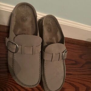 Birkenstock Buckley Clogs